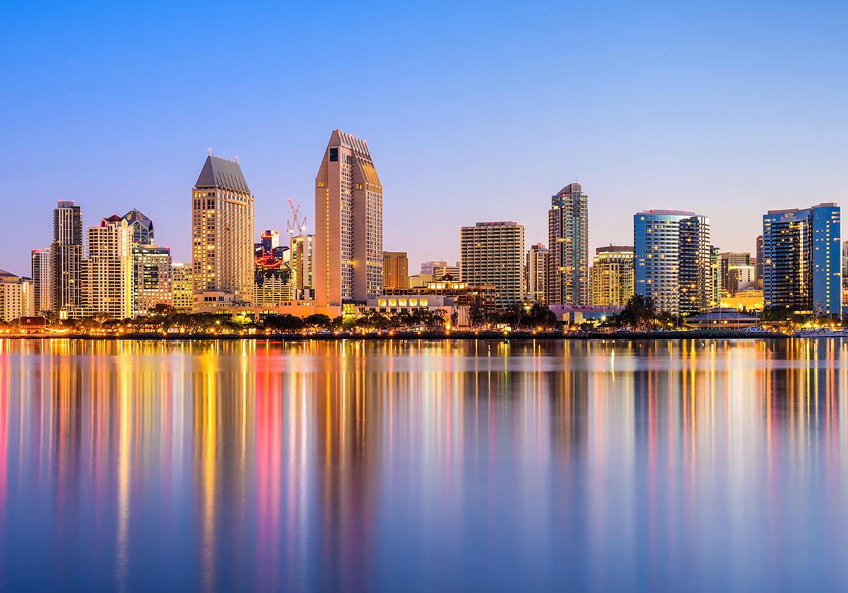 Shoreline at dusk of San Diego